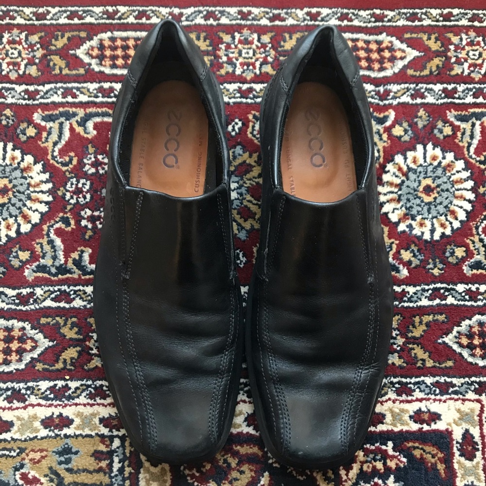 Leather Ecco slip on loafers